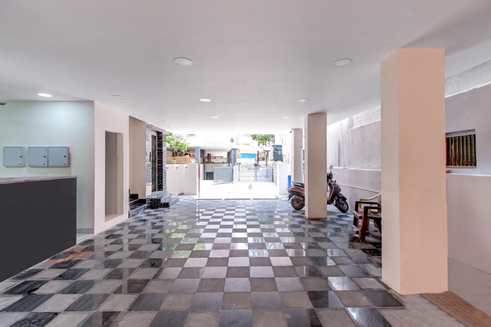Hotel O Leela Elite Vijayawāda المظهر الخارجي الصورة